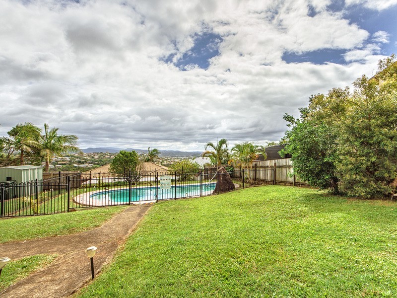 67 Cominan Avenue, Banora Point NSW 2486