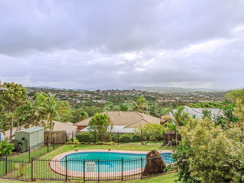 67 Cominan Avenue, Banora Point NSW 2486