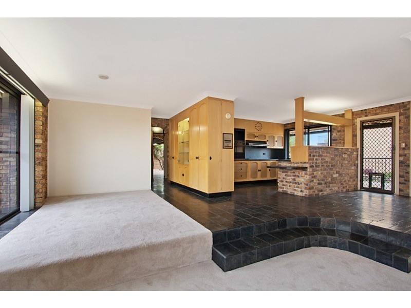 13 Mibbin Parade, Banora Point NSW 2486