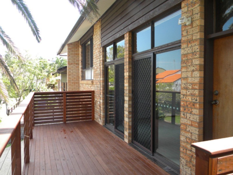 2/5 Uniacke Drive, Banora Point NSW 2486