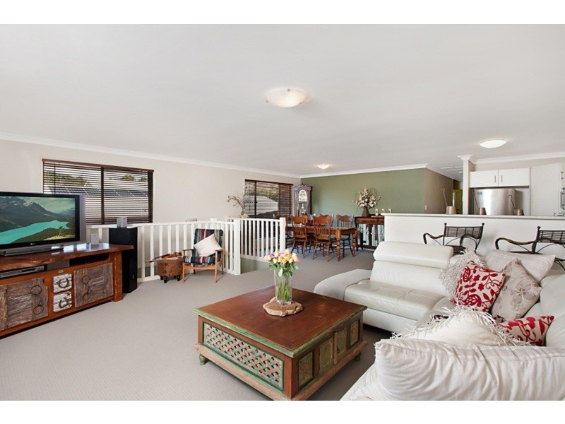 1/2 Shamrock Avenue, Banora Point NSW 2486