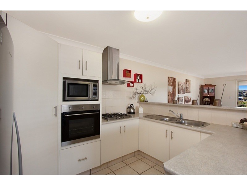 1/2 Shamrock Avenue, Banora Point NSW 2486