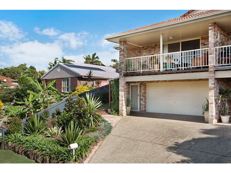 1/2 Shamrock Avenue, Banora Point NSW 2486