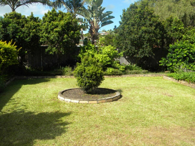 1/6 Alpina Place, Banora Point NSW 2486