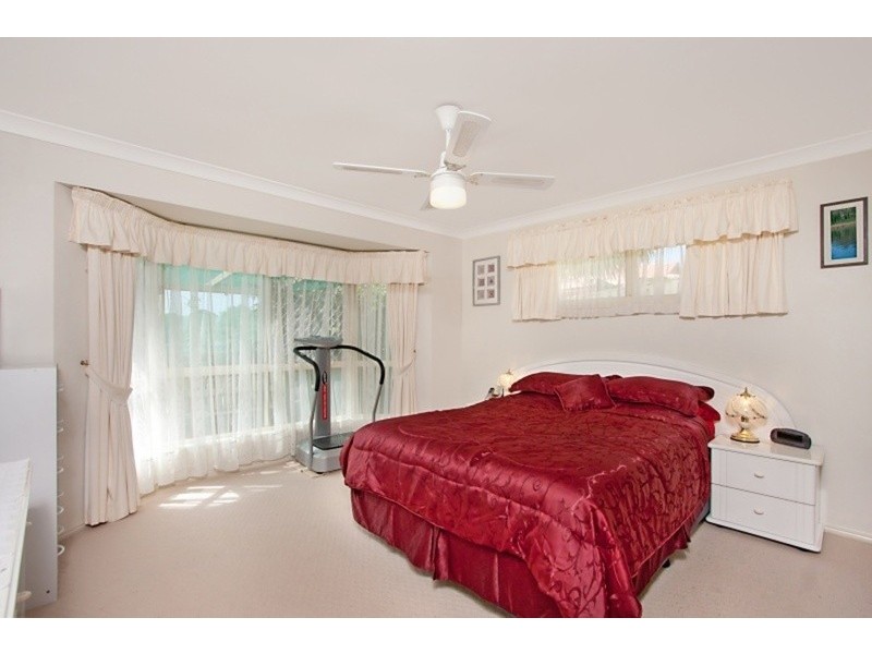 22 Tyrone Terrace, Banora Point NSW 2486