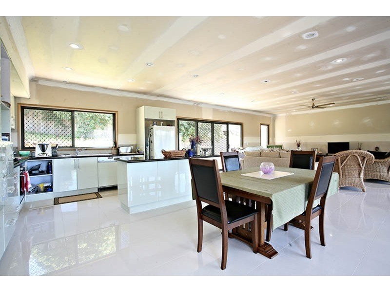 2 Galway Court, Banora Point NSW 2486