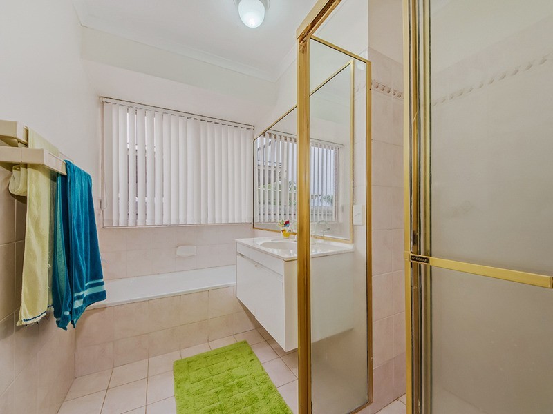 20 Dundee Drive, Banora Point NSW 2486