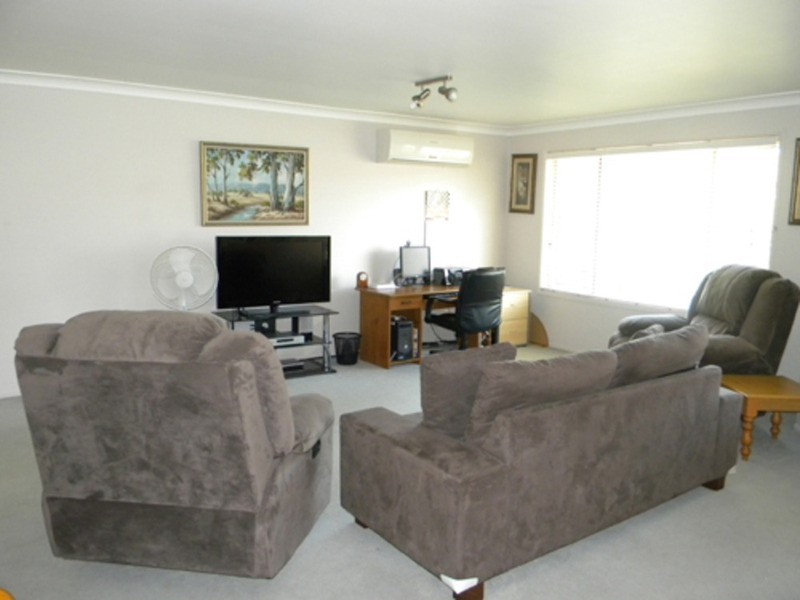 2/2 Troon Court, Banora Point NSW 2486