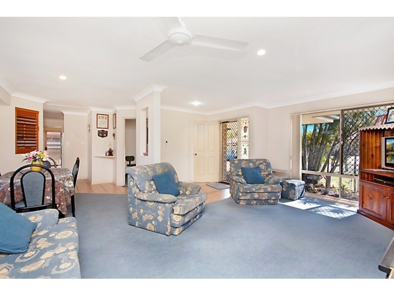 15 Brighton Street, Banora Point NSW 2486