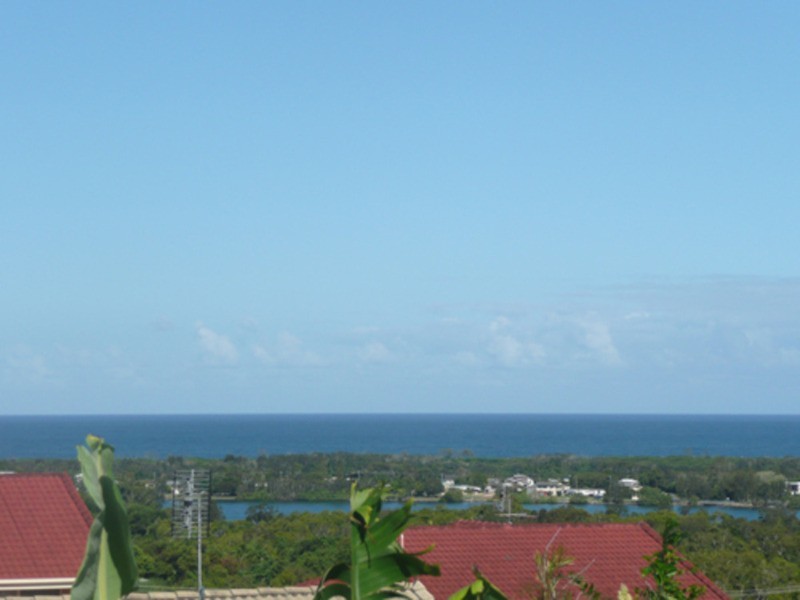 30 Bione Avenue, Banora Point NSW 2486