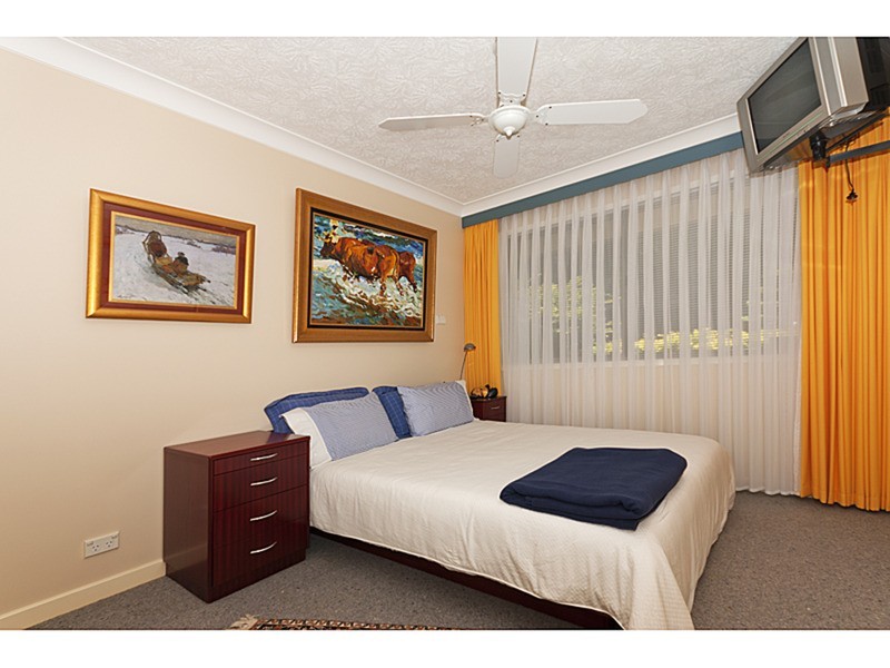 2/43 Mariners Crescent, Banora Point NSW 2486