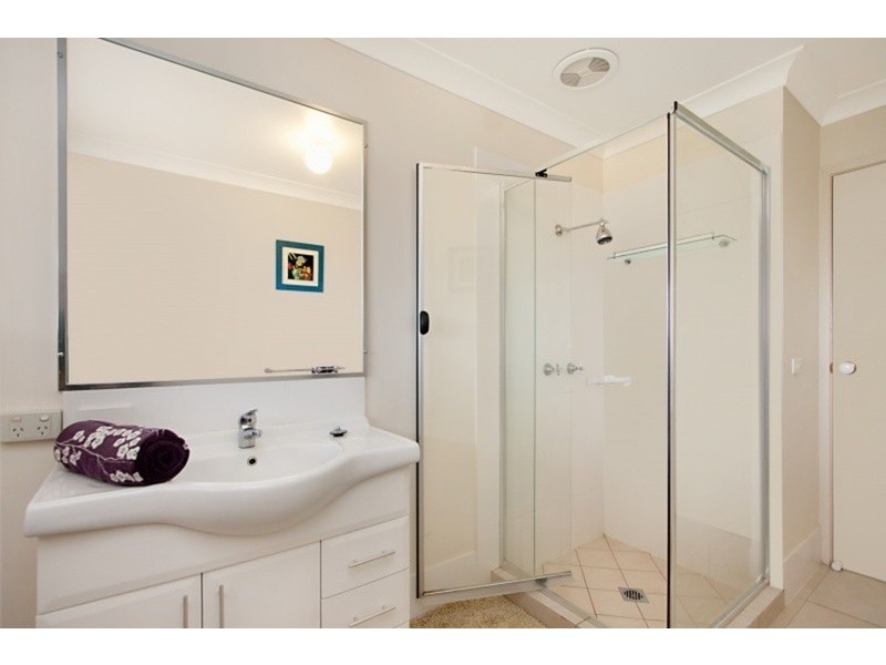 17 Durigan Place, Banora Point NSW 2486