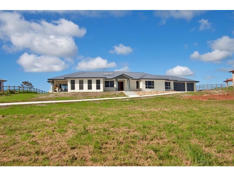 32 Sunnycrest Drive, Terranora NSW 2486