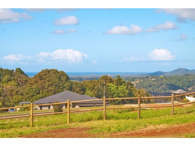 32 Sunnycrest Drive, Terranora NSW 2486