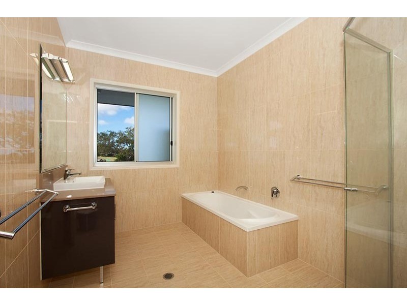 32 Sunnycrest Drive, Terranora NSW 2486