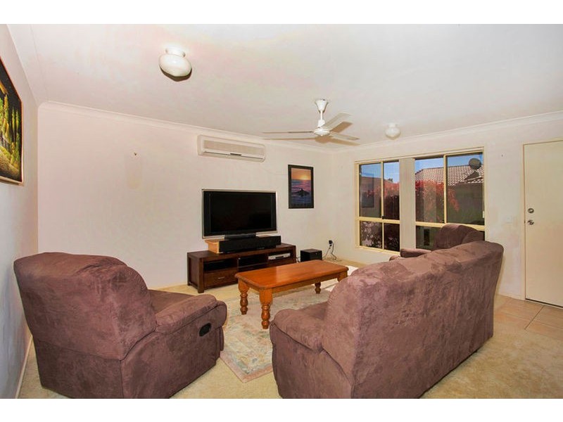 2/6 Kingston Drive, Banora Point NSW 2486