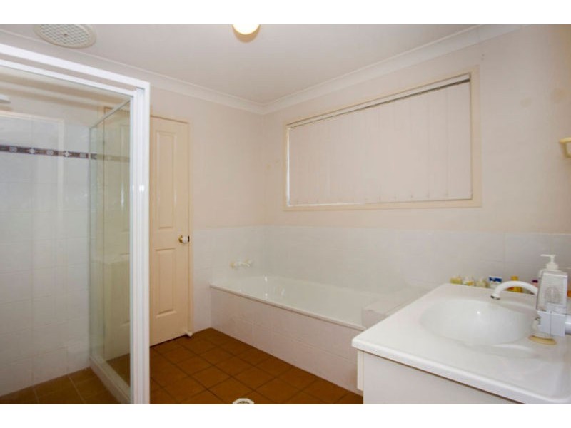 2/6 Kingston Drive, Banora Point NSW 2486