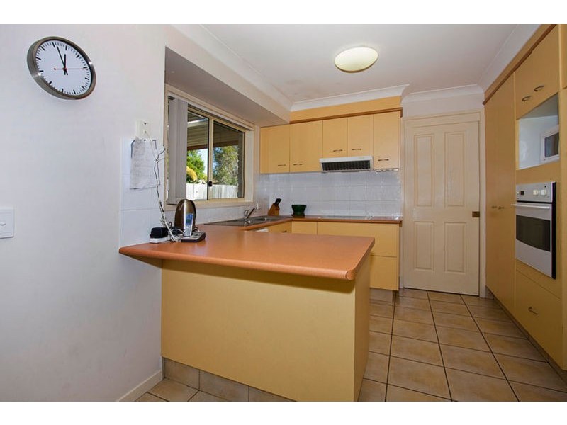 2/6 Kingston Drive, Banora Point NSW 2486