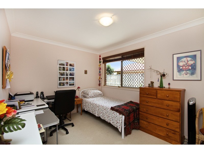 1/76 Riversdale Boulevard, Banora Point NSW 2486