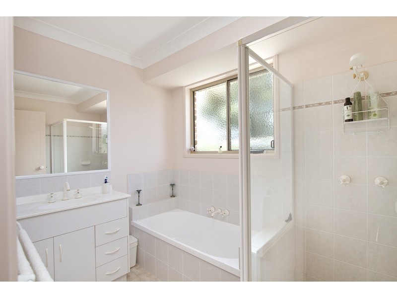 1/76 Riversdale Boulevard, Banora Point NSW 2486