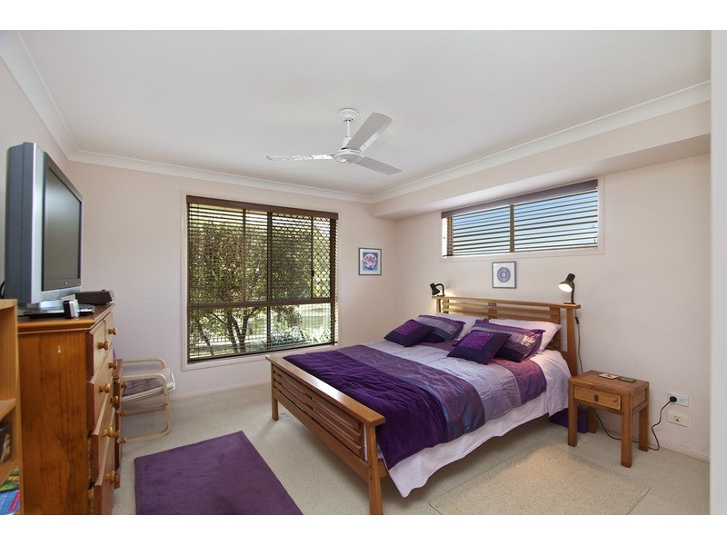 1/76 Riversdale Boulevard, Banora Point NSW 2486