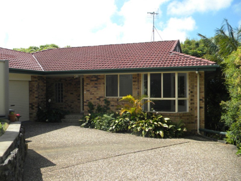 2/93 Lochlomond Drive, Banora Point NSW 2486