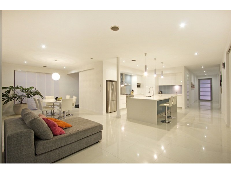 87 Botanical Circuit, Banora Point NSW 2486