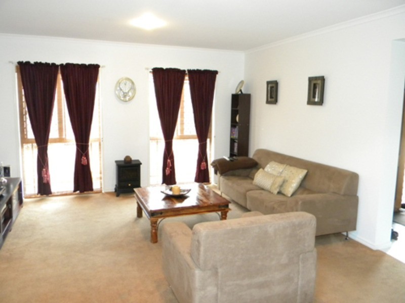 12 Mourne Terrace, Banora Point NSW 2486