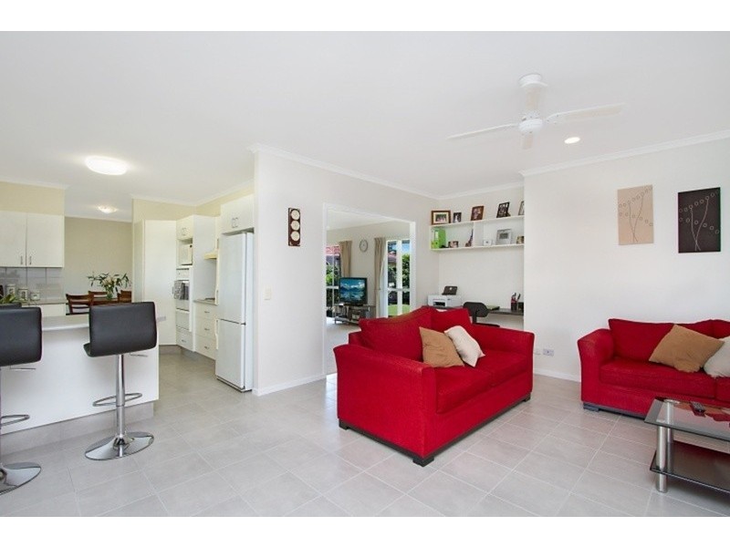 31 Birkdale Court, Banora Point NSW 2486