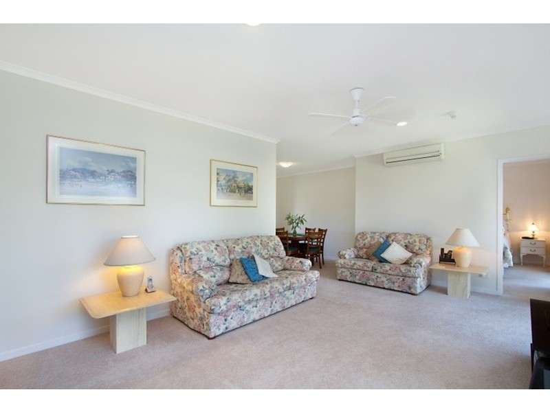 31 Birkdale Court, Banora Point NSW 2486