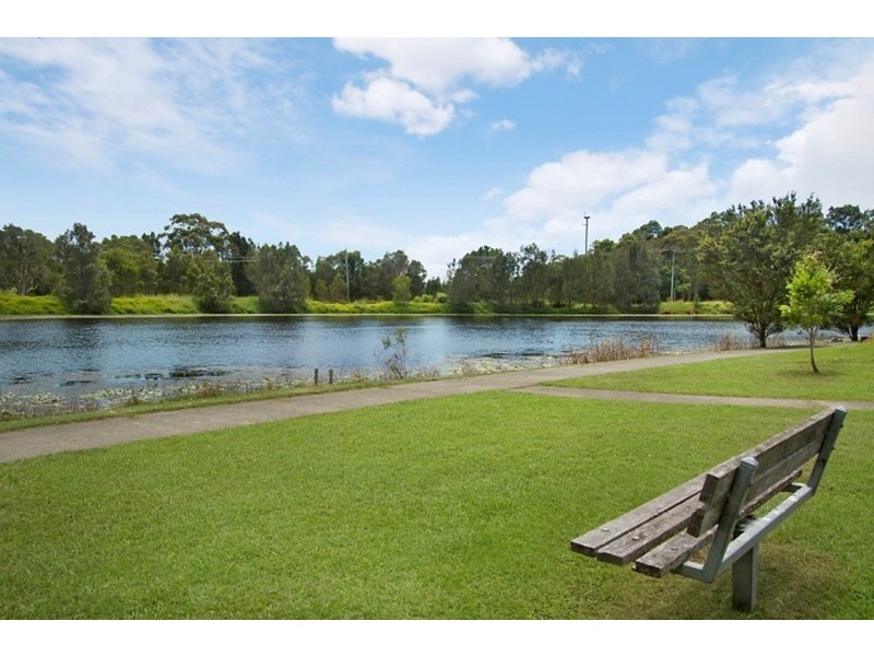 47 Riversdale Boulevard, Banora Point NSW 2486