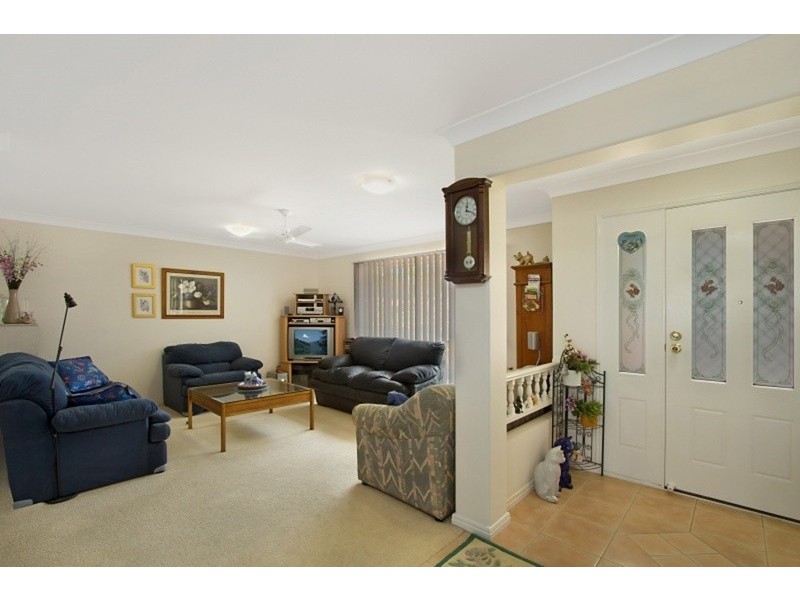 47 Riversdale Boulevard, Banora Point NSW 2486