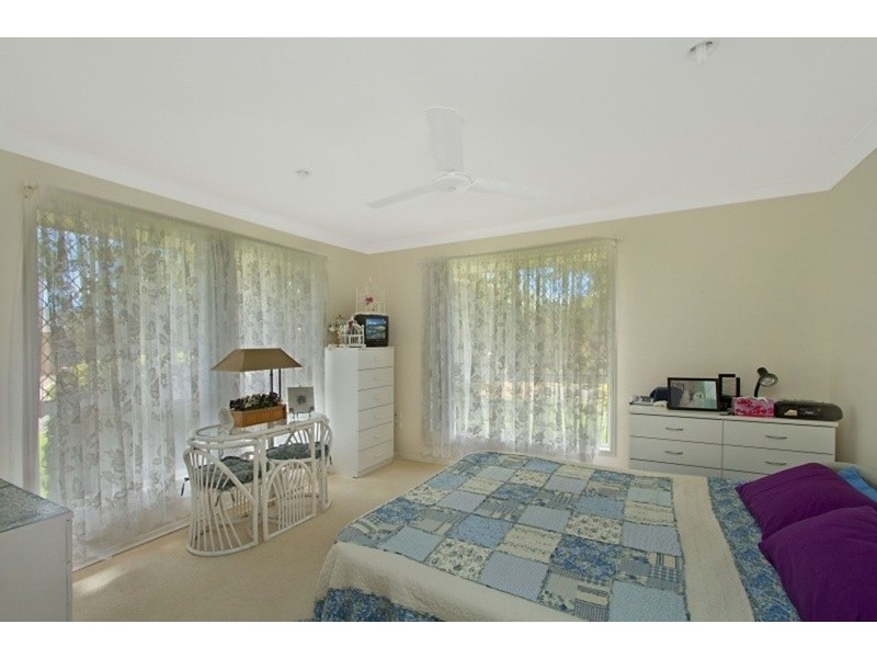 47 Riversdale Boulevard, Banora Point NSW 2486