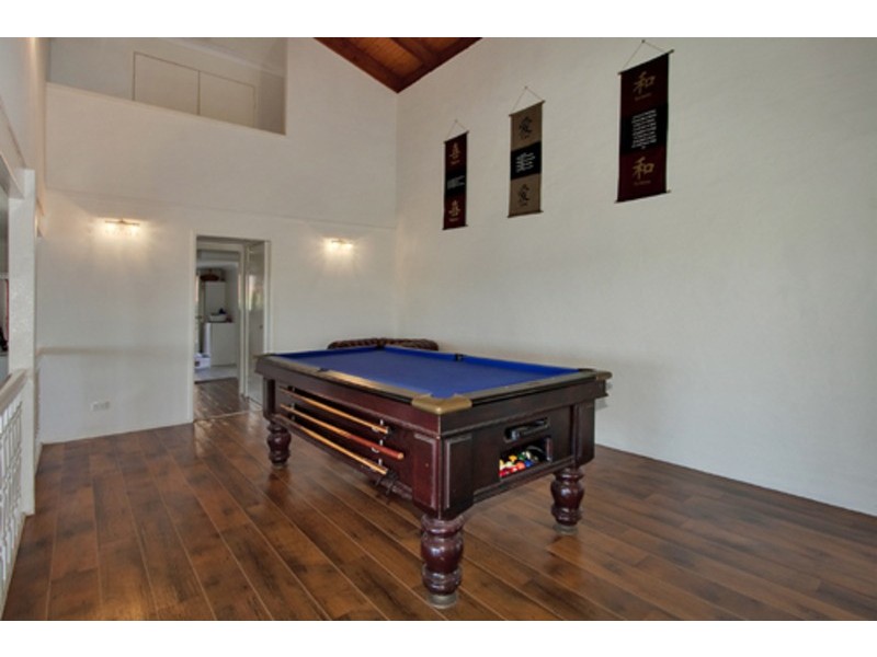 9 James Cook Drive, Banora Point NSW 2486