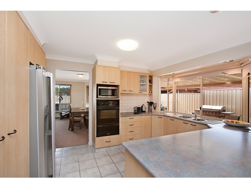 19 Nandina Terrace, Banora Point NSW 2486