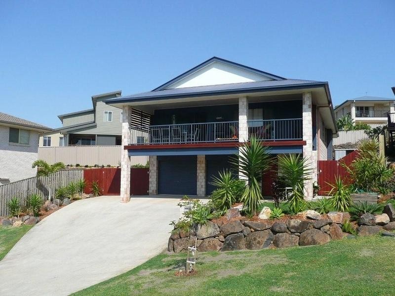 2 Mourne Terrace, Banora Point NSW 2486