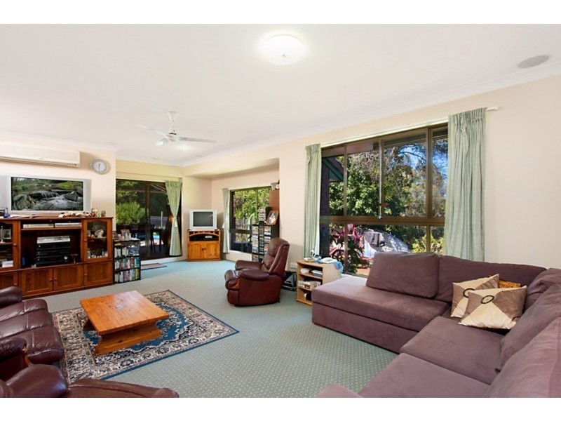 85 Oyster Point Road, Banora Point NSW 2486