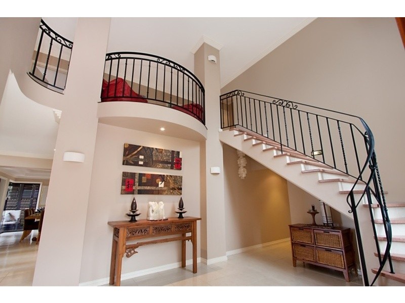 62 Lochlomond Drive, Banora Point NSW 2486