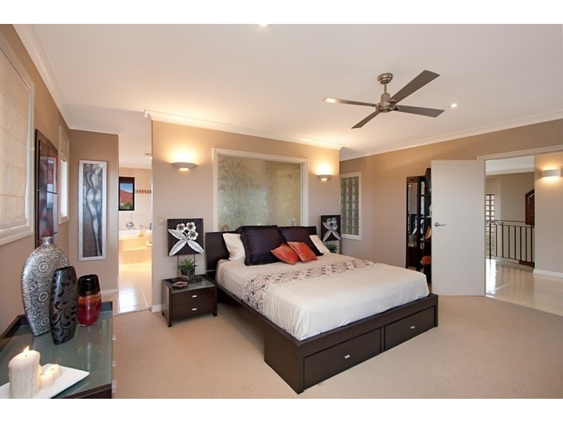 62 Lochlomond Drive, Banora Point NSW 2486