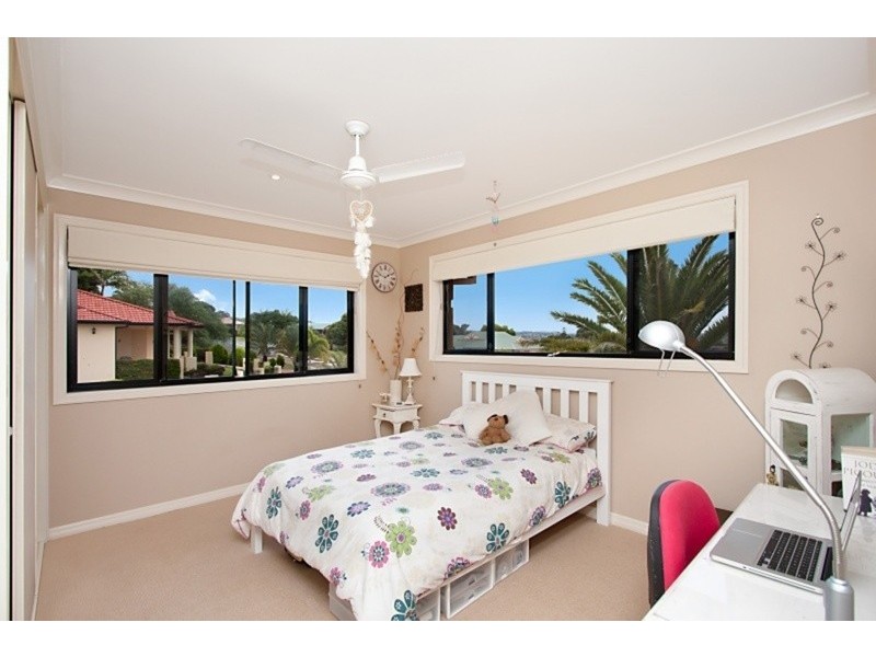 62 Lochlomond Drive, Banora Point NSW 2486