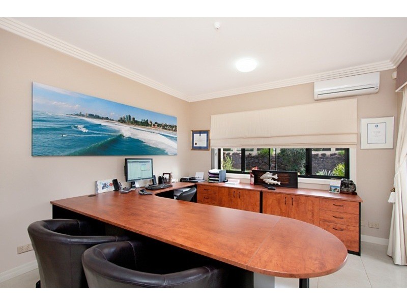 62 Lochlomond Drive, Banora Point NSW 2486