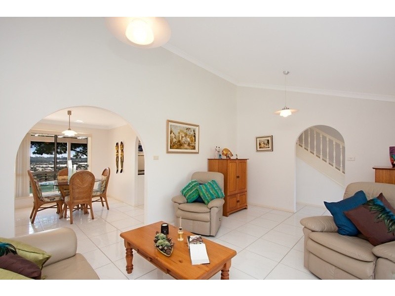 40 Oakland Parade, Banora Point NSW 2486