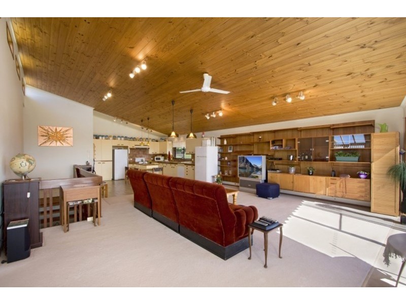 3 Walter Crescent, Banora Point NSW 2486