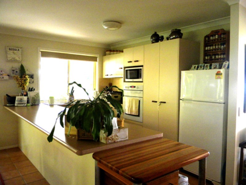 20 Lochlomond Drive, Banora Point NSW 2486