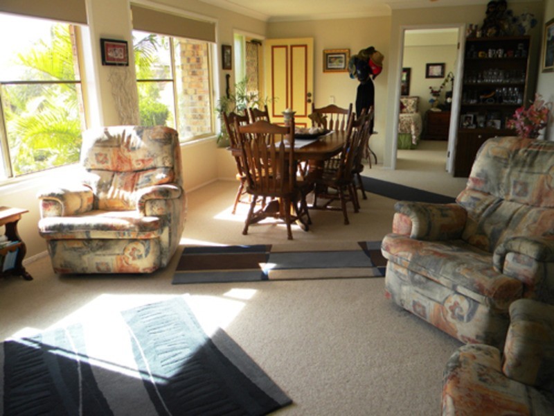 20 Lochlomond Drive, Banora Point NSW 2486