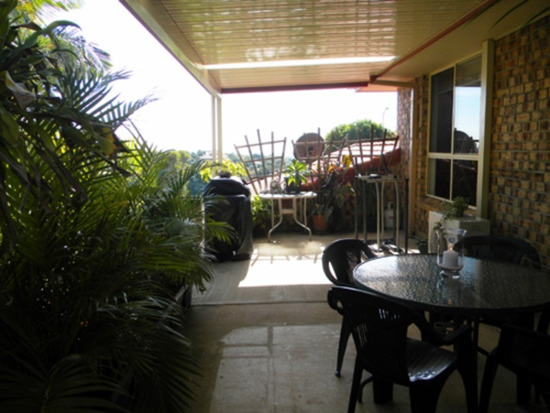 20 Lochlomond Drive, Banora Point NSW 2486