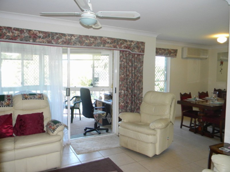 1/14 Kingston Drive, Banora Point NSW 2486