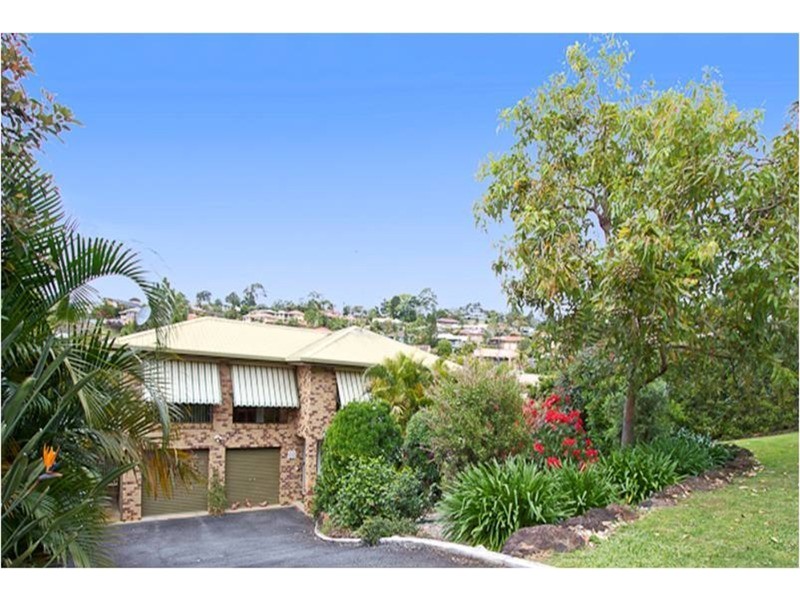 27 Glen Ayr Drive, Banora Point NSW 2486