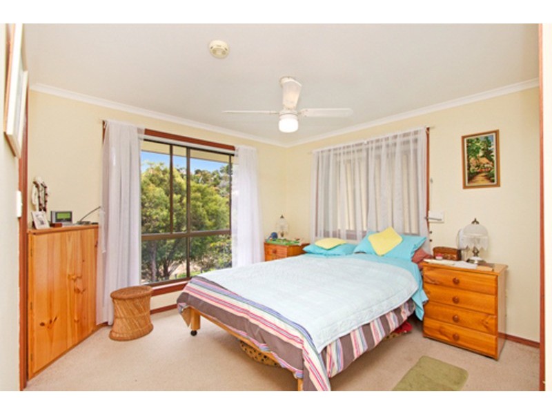 27 Glen Ayr Drive, Banora Point NSW 2486