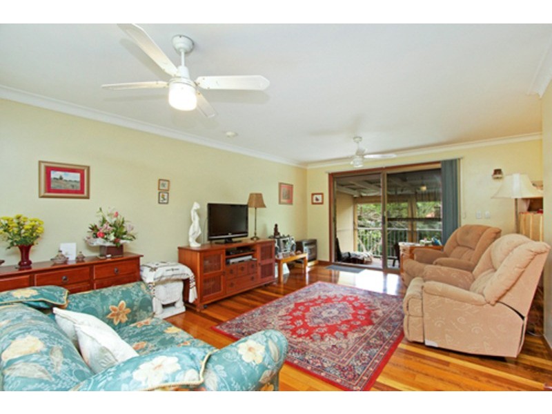 27 Glen Ayr Drive, Banora Point NSW 2486